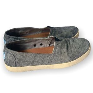 TOMS Avalon Slip-ons, Black Slub Chambray, size 8
